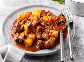 Braised beef brisket with potatoes