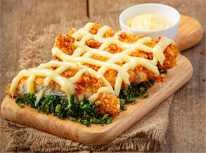 Cheese fried chicken with vegetables