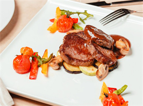 Grilled Steak with Vegetables