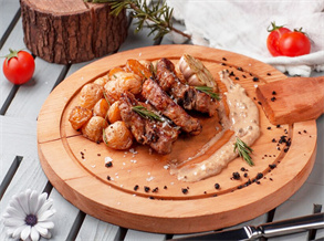 Rosemary Roasted Short Ribs with Roast Potatoes