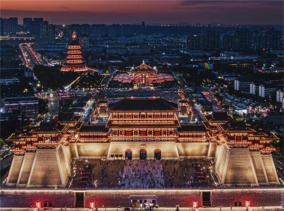 Luoyang, the favorite city of Chinese emperors