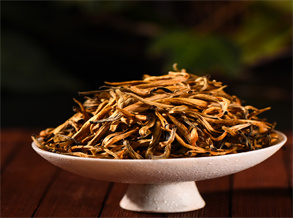 Green Tea vs Black Tea: Differences in Taste and Efficacy