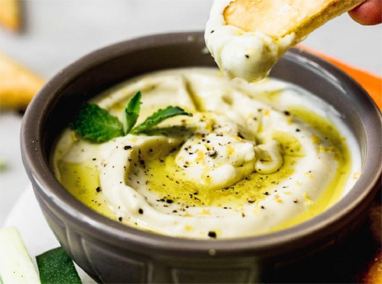 How to Make Tea-Flavored Labneh