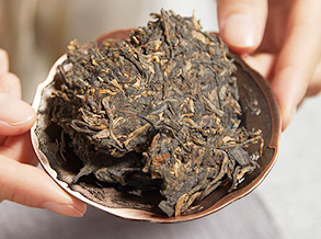 Darjeeling Tea: A Comprehensive Guide to the Queen of Teas