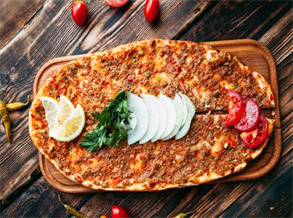 Italian Meat Sauce Pizza Recipe