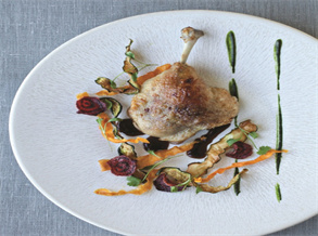 Braised Duck Legs with Barbecued Black Tea Seasonings