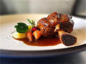 Braised Turkey Legs with Barbecued Black Tea Seasonings