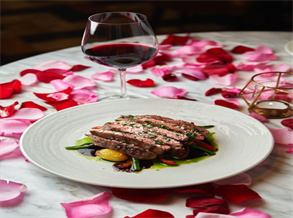 Dry-Aged Wagyu Steak with Smoky Green Tea Crust