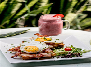 Croque Madame Toast with Bacon & Fried Eggs