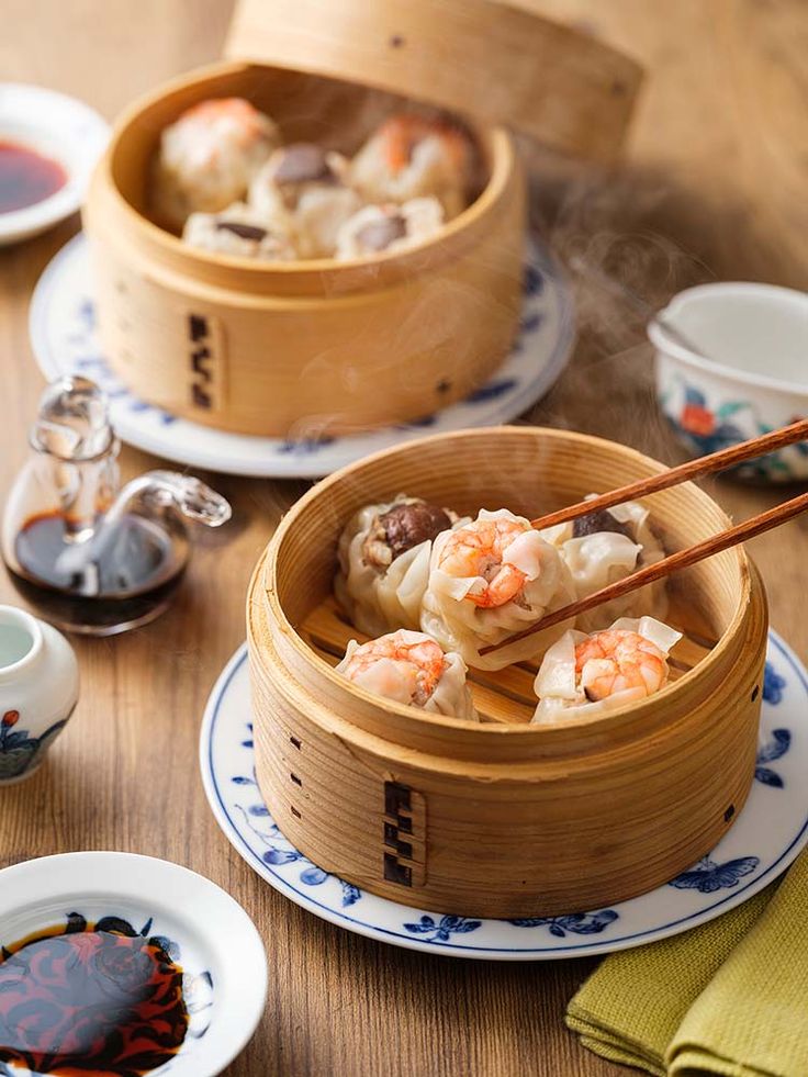 Cantonese Steamed Shrimp Dumplings (Har Gow) Recipe