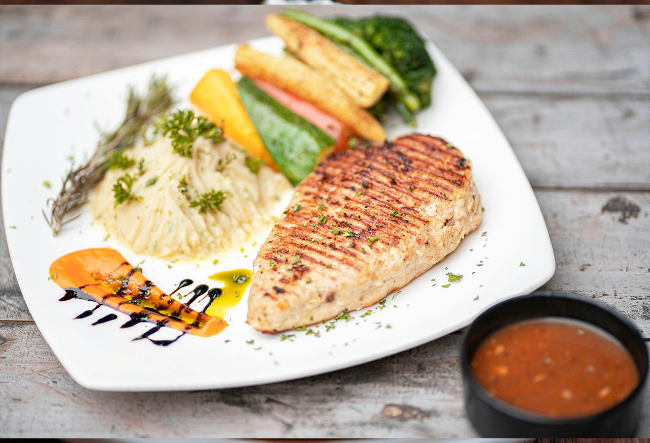 Roasted Salmon with Vegetables and Tea Rubs Recipe